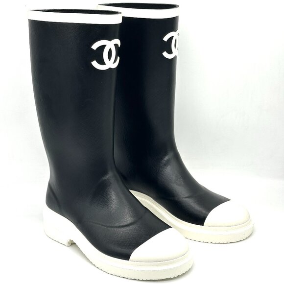 CHANEL 26C Rubber PVC CC Logo Two Tone Rainboots Rain Boots Black White - Picture 6 of 12